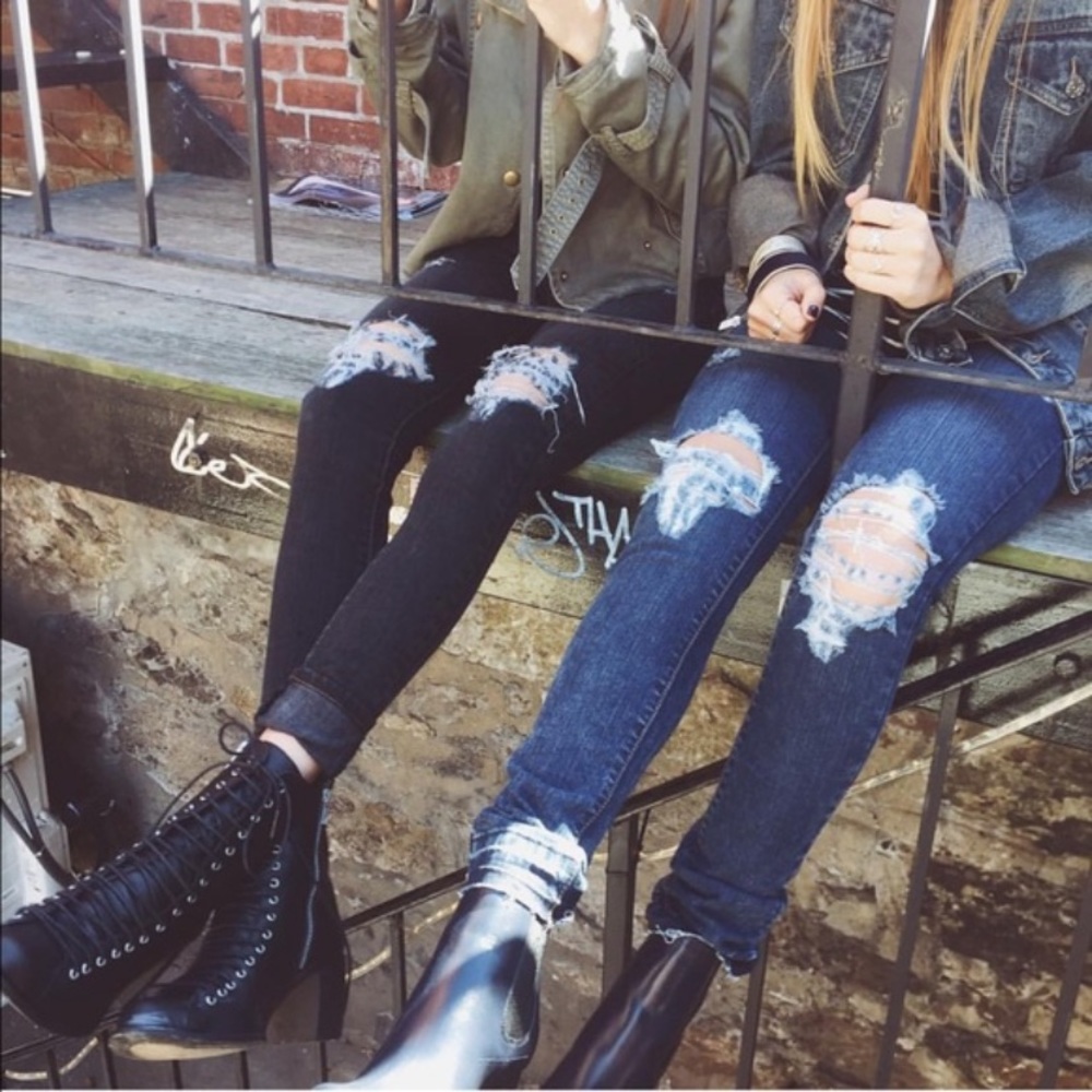 LF CARMAR SKINNY JEANS NWOT